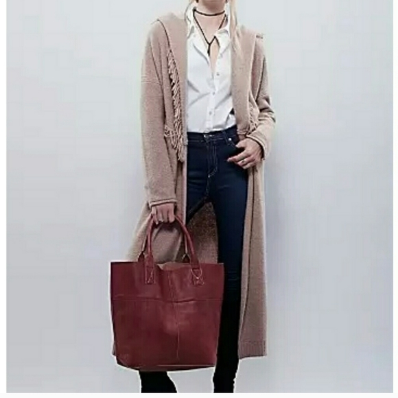 NWOT Free People Legends of the Fall leather tote - Picture 8 of 8